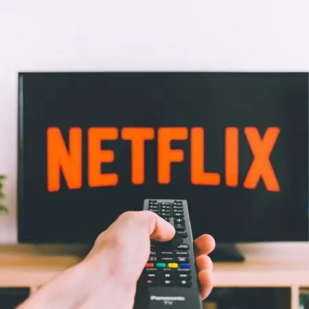 Yhdysvaltain Netflix VPN:llä – näin se toimii ja mitä rajoituksia on (2026)