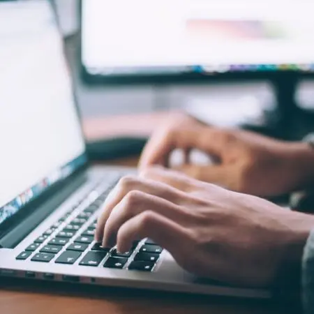 Oletko hankkimassa VPN-palvelua? Näin valitset oikean (2026)